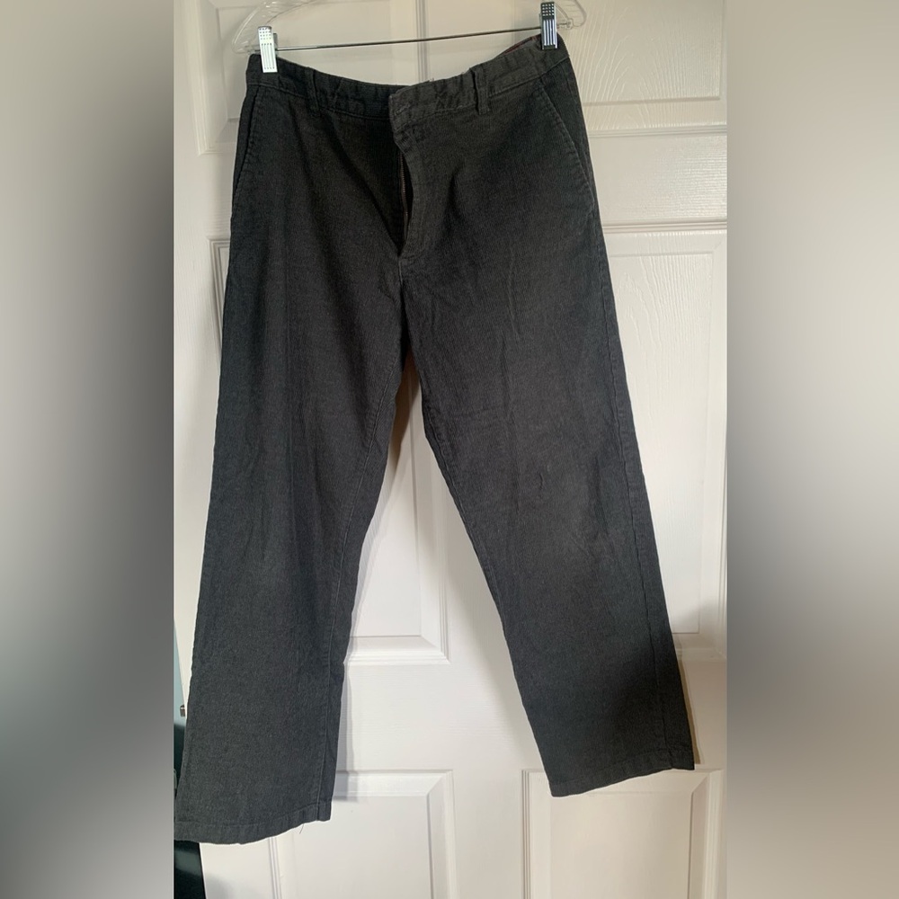 IZOD Classic Fit Pleated Dress Pants Trousers Dark Gray Men's Size 34 x 30